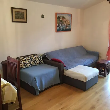 Apartment Jole *
